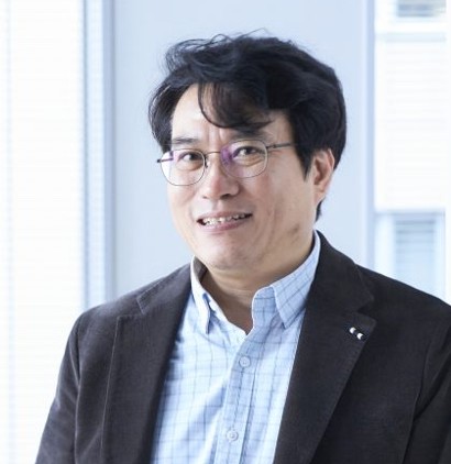 Portrait of Hyoung Jo Kim, Based between Seoul & Tokyo
Co-founder & Partner at HK7 Partners